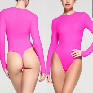 NWT SKIMS Hot Pink Fit Everybody Long Sleeve Crewneck Bodysuit